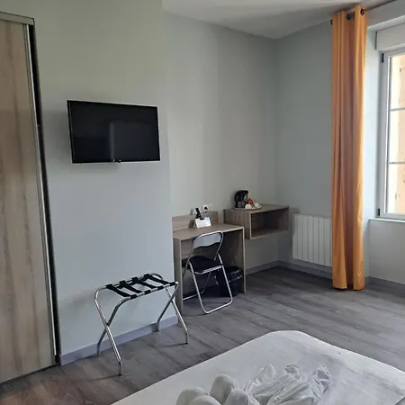 Le Petit Vedaquais 3*